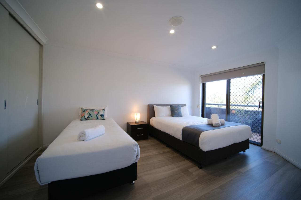 Lakeside Inn Wollongong Primbee Екстер'єр фото