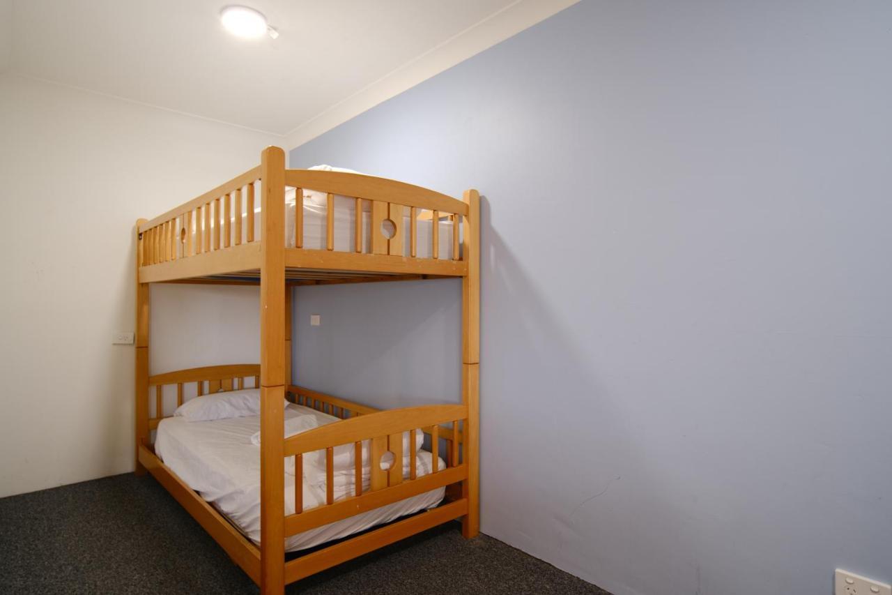 Lakeside Inn Wollongong Primbee Екстер'єр фото