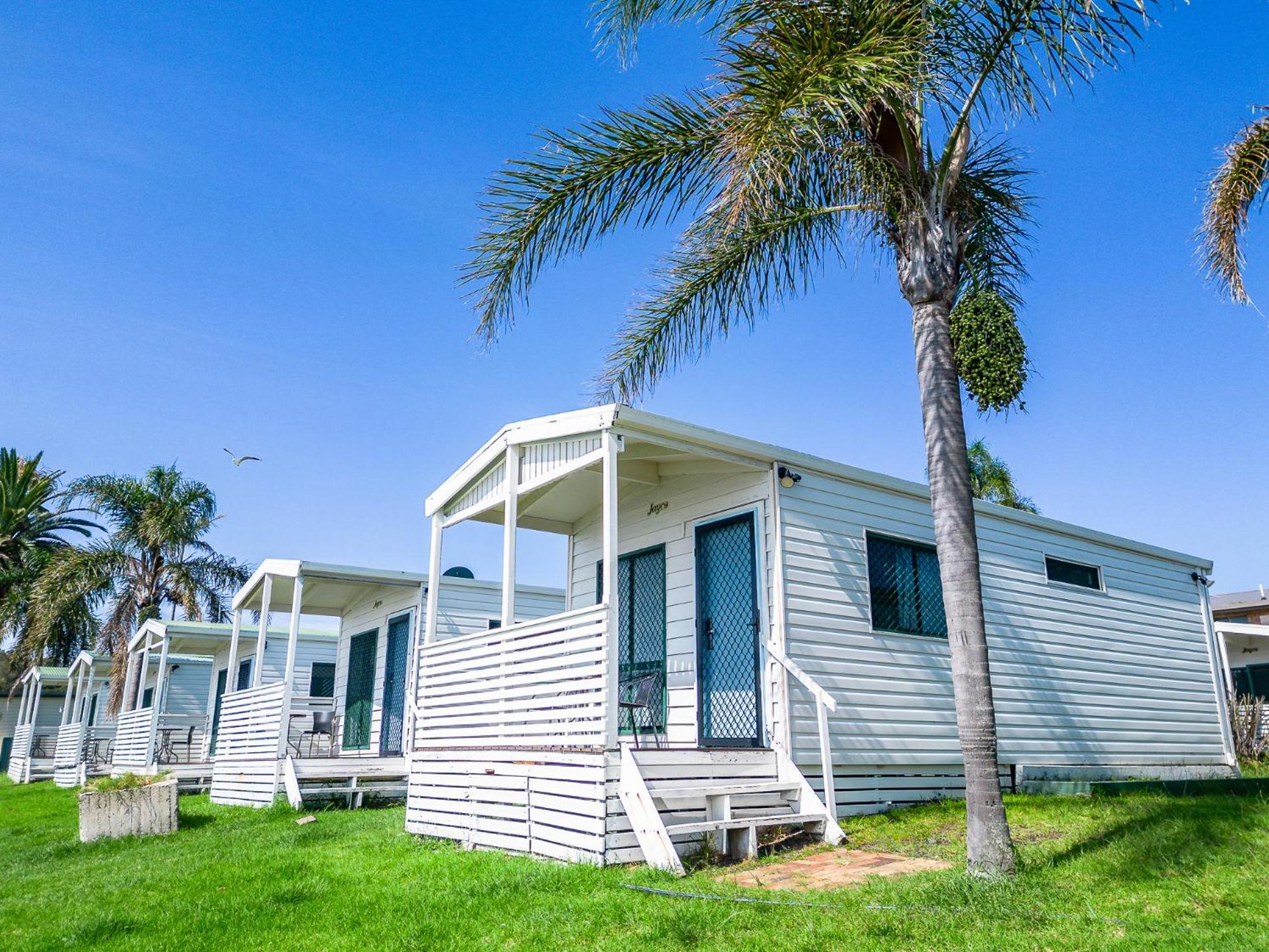 Lakeside Inn Wollongong Primbee Екстер'єр фото