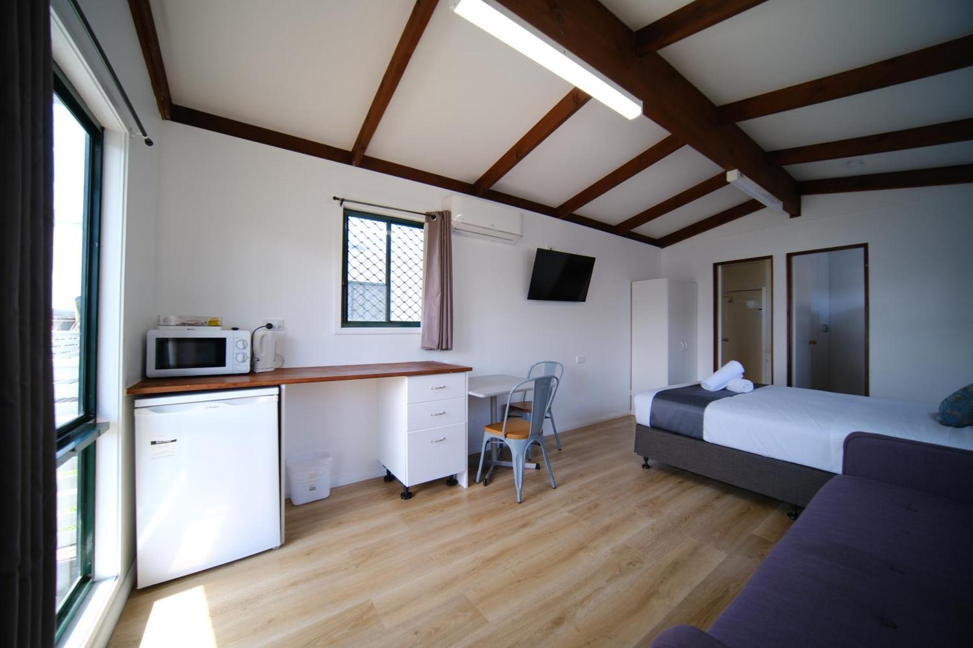 Lakeside Inn Wollongong Primbee Екстер'єр фото